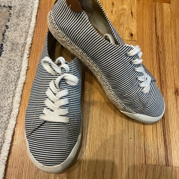 Print Pattern Bass Fishing Bait Black Sneaker Shoes For Men Women